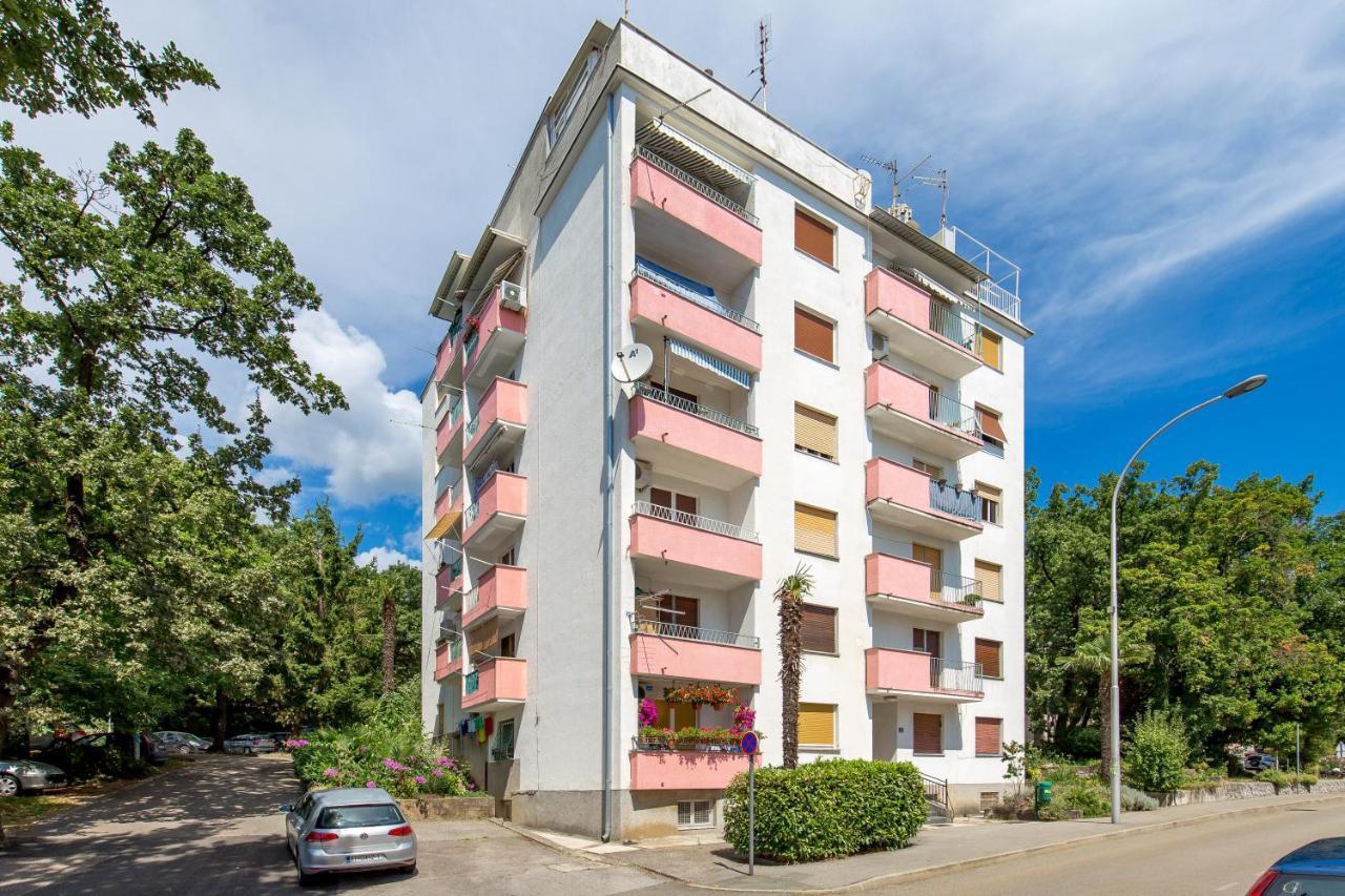 Studio Apartman Rozi Opatija Ngoại thất bức ảnh